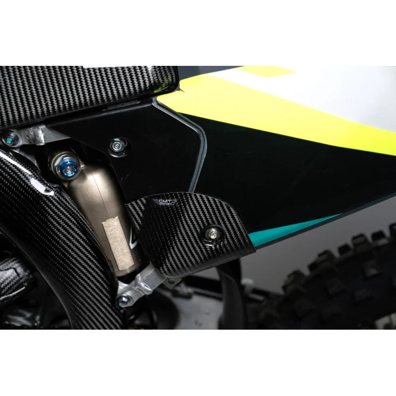 Carbon rear side panels protection CMT | Fantic XXF XEF 2021+ 004041 CMT Carbon Carbon Parts