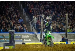 Austin Forkner saluta il Team Kawasaki Pro Circuit