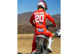 Max Vohland Firma con Yamaha ClubMx