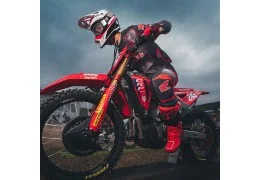 Il Futuro in Rosso ''Incerto'' per Tim Gajser